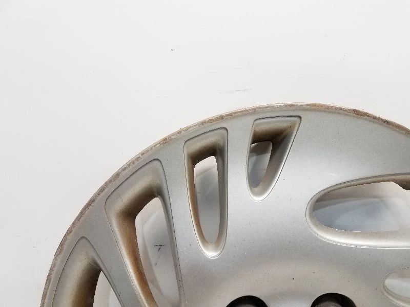 Крышка колеса 1998-99 Saturn серии S - 15 дюймов / 12 слотов *КЛАСС C* - Изображение 2 из 4