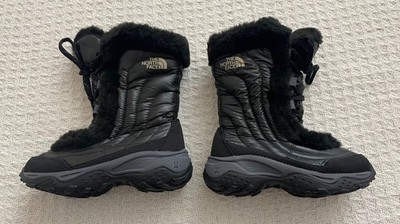 New in Box - The North Face GIrl Nuptse II Fur Boots - Black - Size US 10 youth