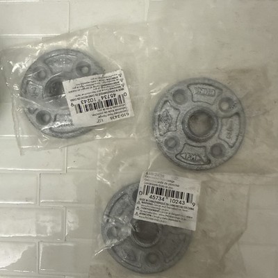3 - 1/2'' GALVANIZED IRON FLOOR FLANGE fitting pipe