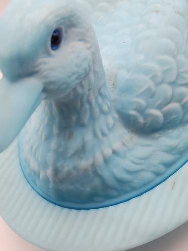 Vintage Westmoreland Blue Milk Glass Duck on Nest Covered Dish Glass Eye Ball - Picture 13 of 24