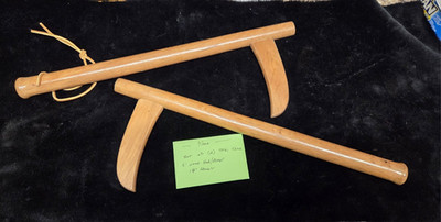 (2) Tiger Claw Wooden Practice Martial Arts Kamas 1978 Taiwan Made OF OAK