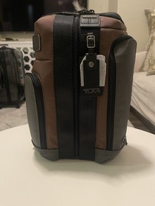 Tumi Higgins | eBay