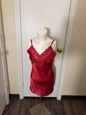 VINTAGE Victoria  s Secret  Heart Label  RED Satin/ Lace Short Slip Dress Sz S