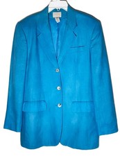 GENRE Size 10 Women's BLUE BLAZER. 3 FRONT POCKETS. REG LENGTH. LINED