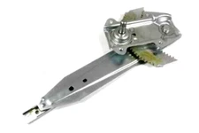 LAND ROVER DEFENDER 2007-2016 RH / RIGHT HAND REAR DOOR MANUAL WINDOW REGULATOR