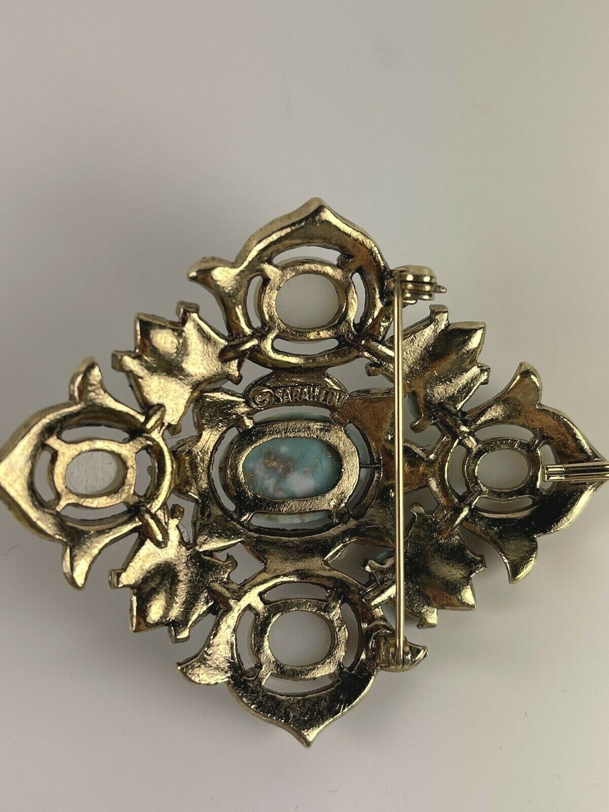 Vintage 1968 Sarah Coventry "Remembrance" Pin Bro… - image 3