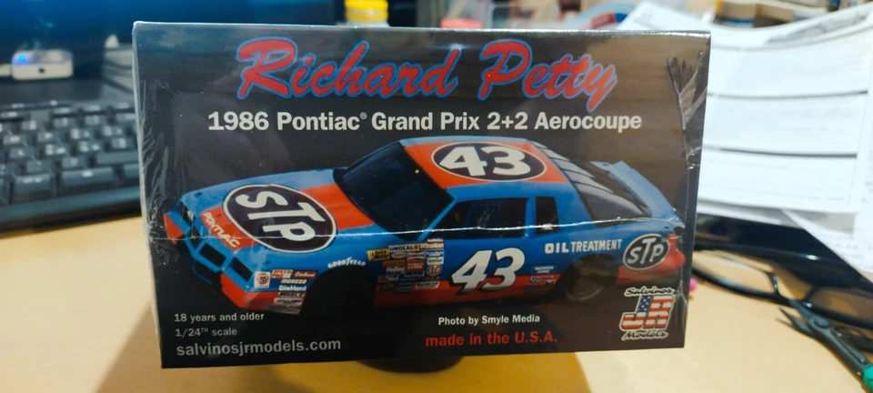 Pontiac Grand Prix "Richard Petty" - Salvinos 1/24 - Immagine 2 di 2