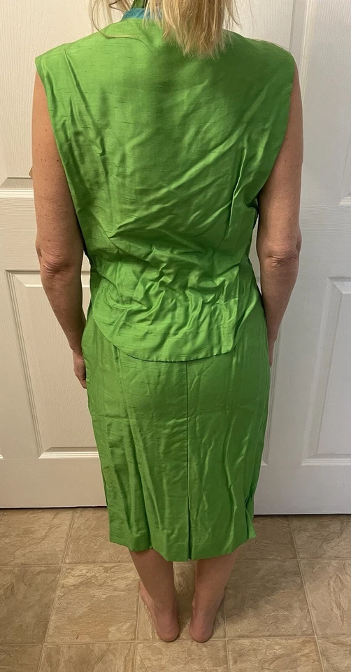 Vintage década de 1960?  Blusa e saia Phil Rose of California verde brilhante sem mangas - Imagem 2 de 4