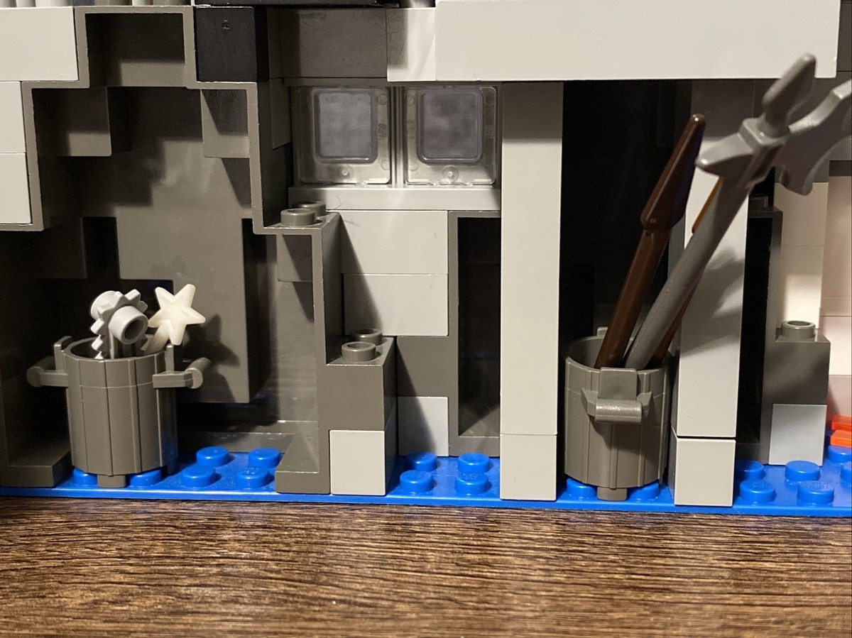 Lego 6494 Time Cruisers Mystic Mountain Time Lab 97