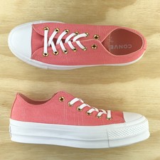 one star chambray dots