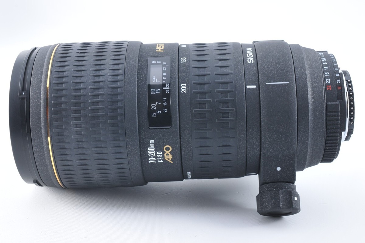 Near Mint Sigma 70-200mm F2.8 D EX APO HSM Lens For Nikon Near Mint Sigma 70-200mm F2.8 D EX APO HSM Lens For Nikon