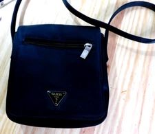 GUESS Crossbody Women's Purse - Black - Nylon - Excellent - Zippers - Excellent!
