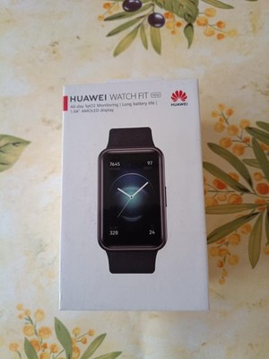 ''Huawei WATCH FIT new'' 42mm Aluminiumgehäuse mit Silikonarmband