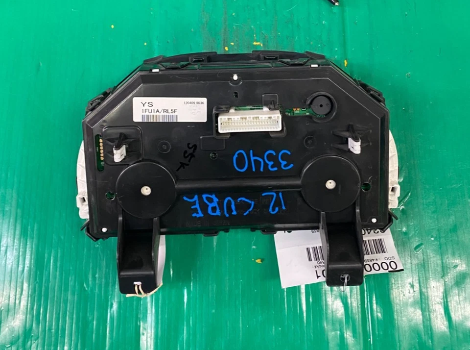 Cuadro de instrumentos velocímetro Nissan Cube 2010 55 k millas 120409 0036 Foto 2 de 3