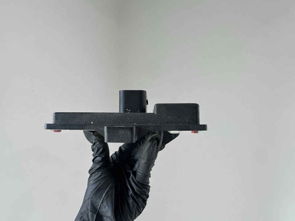 Unidad de módulo de control de flujo de bomba de combustible Buick Lacrosse 2010-2012 ECU ECM fabricante original Foto 4 de 4