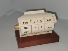 Rotary Perpetual Desk Calendar Party Dorm Office Month Week Date Day Display HTF