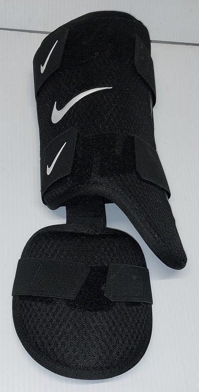 Nike Alpha Elite Batters Leg Guard RHH Youth Black
