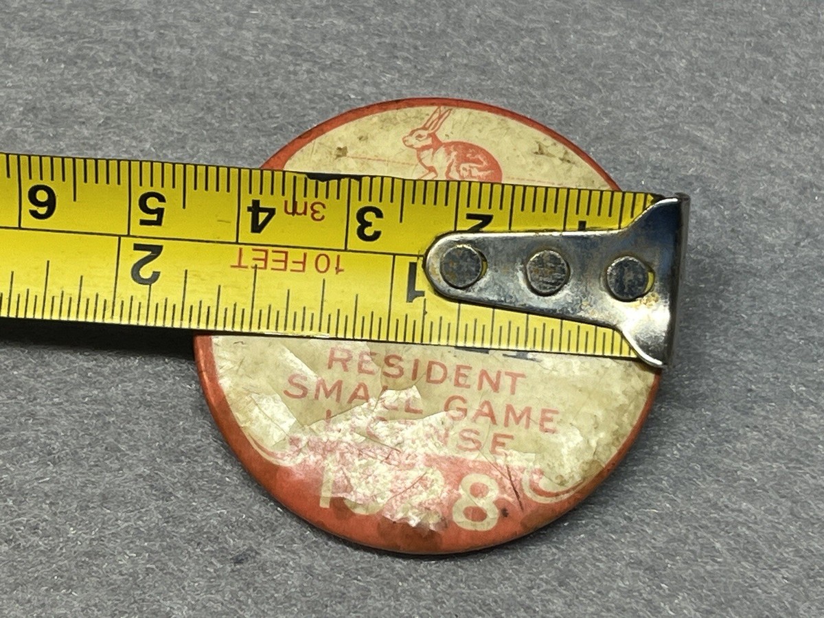 1930 Michigan Resident Small Game License Pin Back 1930 Michigan Resident Small Game License Pin Back