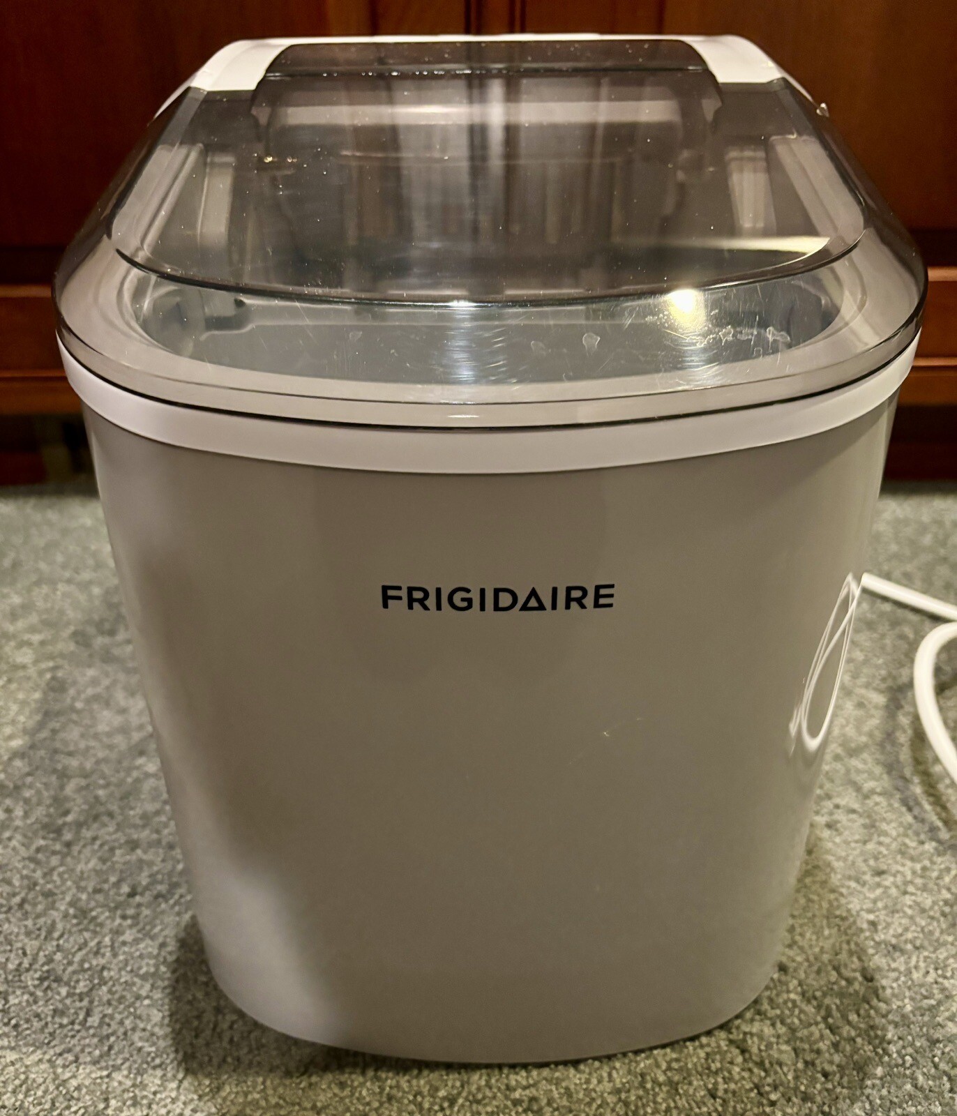 FRIGIDAIRE EFIC189Silver Compact Ice Maker, 26 lb Per Day Silver
