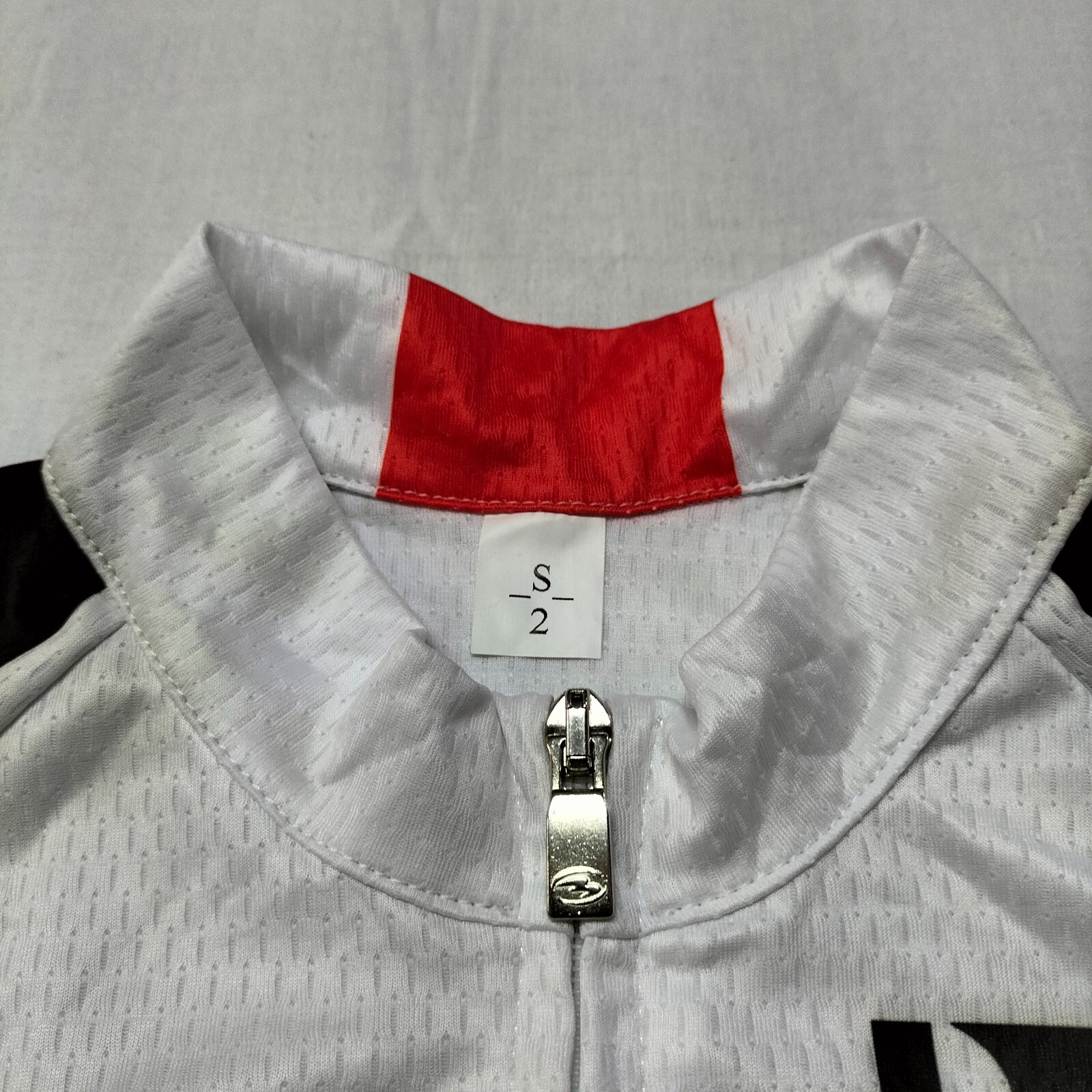 Picture 2 of 2
