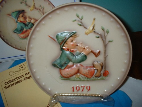 HUMMEL GOEBEL LOT HAPPY PASTIME AND SINGING LESSONS 1978-1978 LTD EDITION NEW - Picture 10 of 12