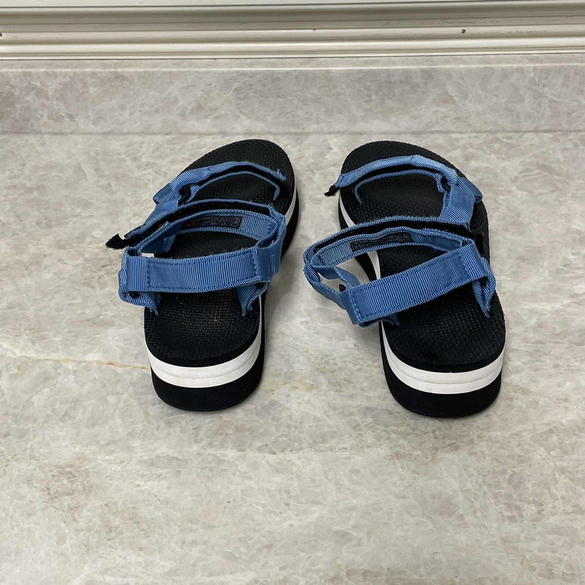 Teva Flatform Universal Sandals Womens 10 Blue White Black  display picture 3