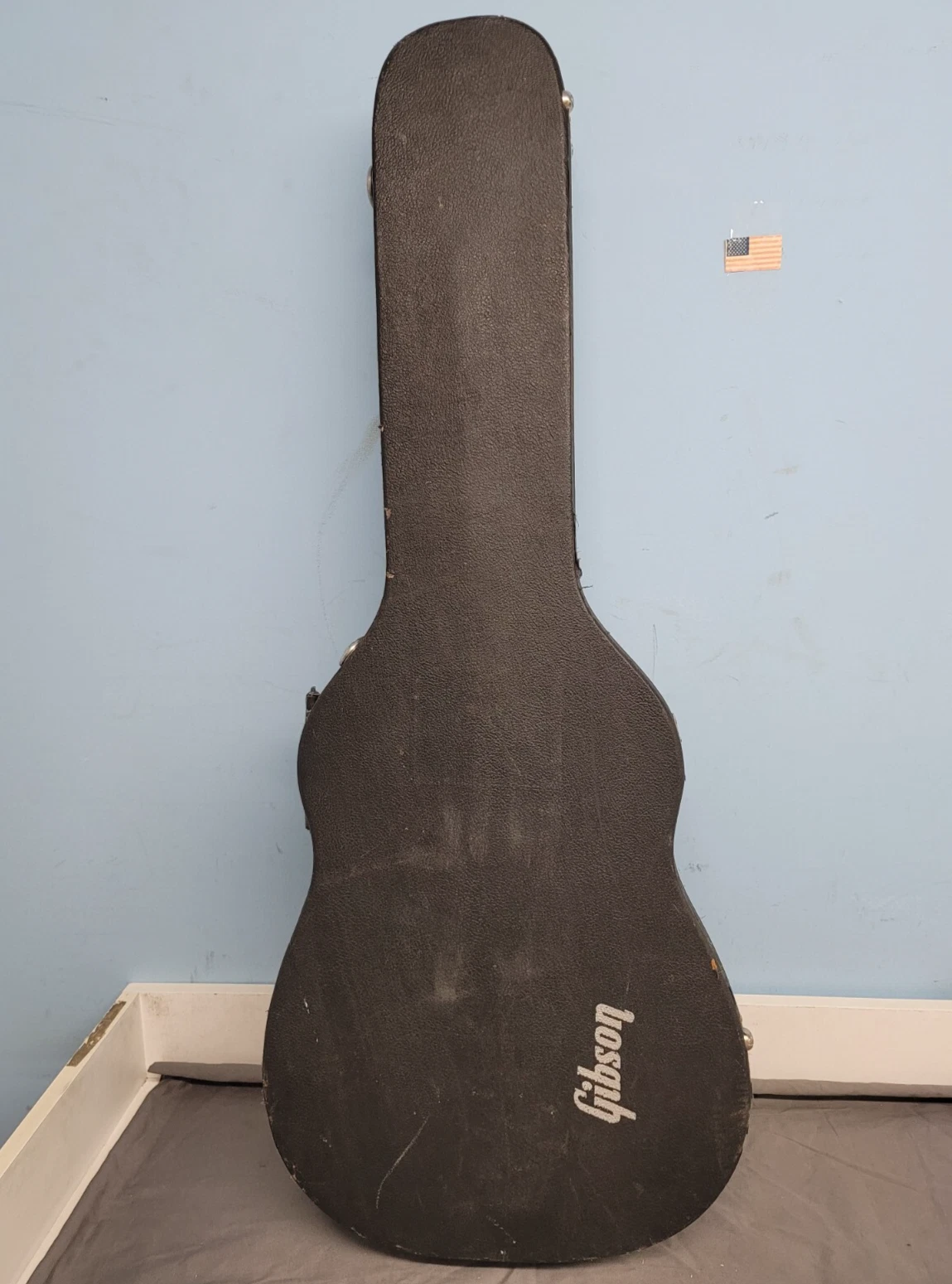 Picture 1 of 24
