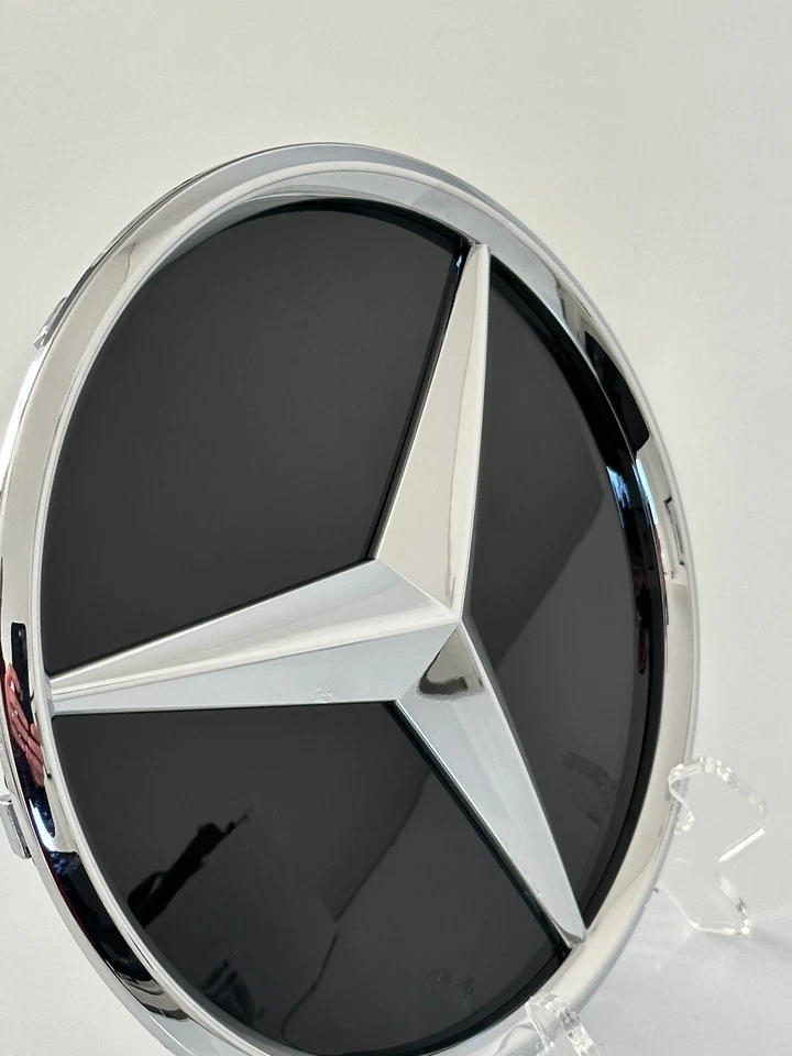 Mercedes-Benze parrilla plateada emblema estrella nuevos modelos 2018-23 W177 W205 W118 W257 Foto 4 de 4