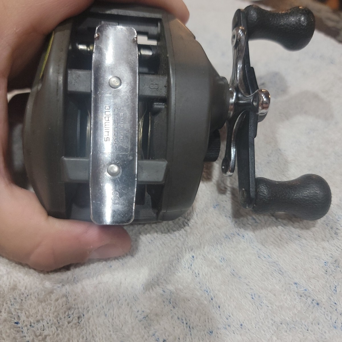 Shimano LEFT HAND Bantam B-Mag1001 Baitcasting Fishing Reel Shimano LEFT HAND Bantam B-Mag1001 Baitcasting Fishing Reel