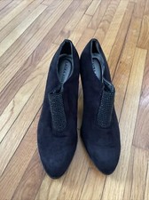 Laura Ashley vintage black pumps ladies size 9 textile