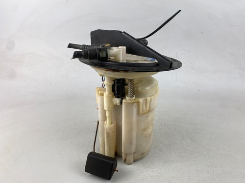Subaru Legacy Outback Fuel Tank Supply Pump Unit 42021AG020 - Picture 2 of 10