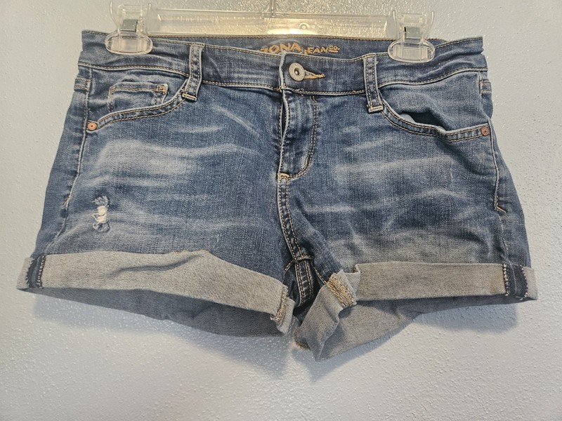 Womans Size 5 Arizona Jean Company Jean Shorts