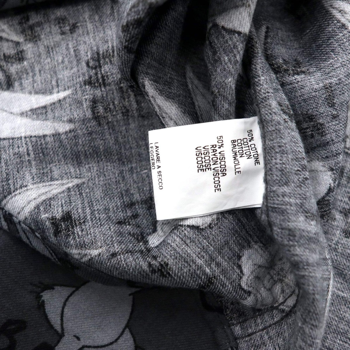 JC DE CASTELBAJAC × WARNER BROS Character Patterned Button