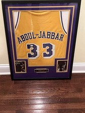2018 Leaf Autographed Jersey Multi-Sport Edition 23