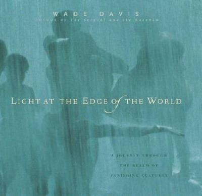 Light at the Edge of the World: A Journey Through the Realm of Vanis - VERY GOOD