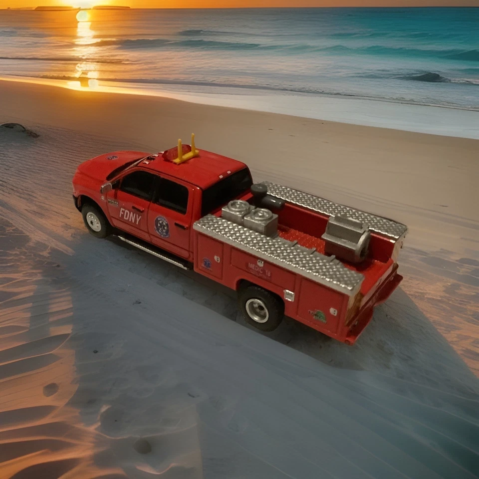 1/64 Greenlight Custom Fire Police Truck FDNY RESCUE MEDIC 2017 Dodge Ram 3500 - Image 4 of 4