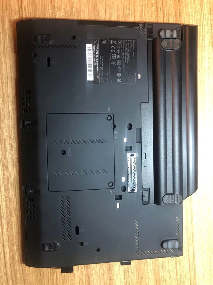 Teclado Lenovo ThinkPad x220 Core i5 8 GB de memoria HDD256 GB Windows 7 Pro JP Foto 2 de 4