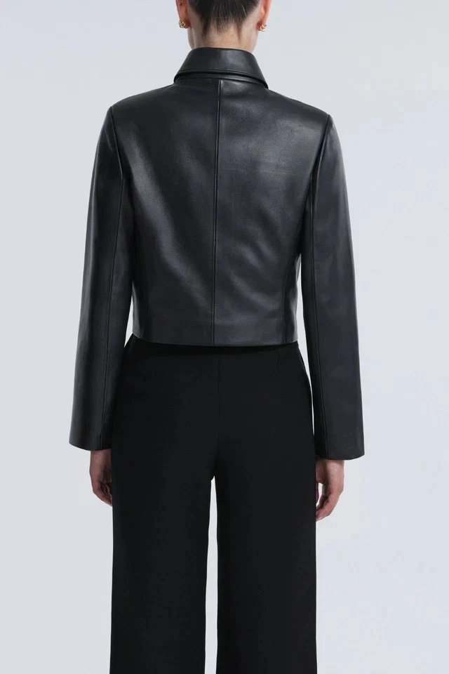 Nova Jaqueta de Couro Clássica Feminina Couro de Cordeiro Genuíno Elegante Motociclista Com Zíper - Imagem 4 de 4