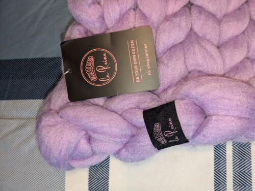 Purple Chunky Knit Throw Blanket And Pillow NWT - Picture 3 of 5