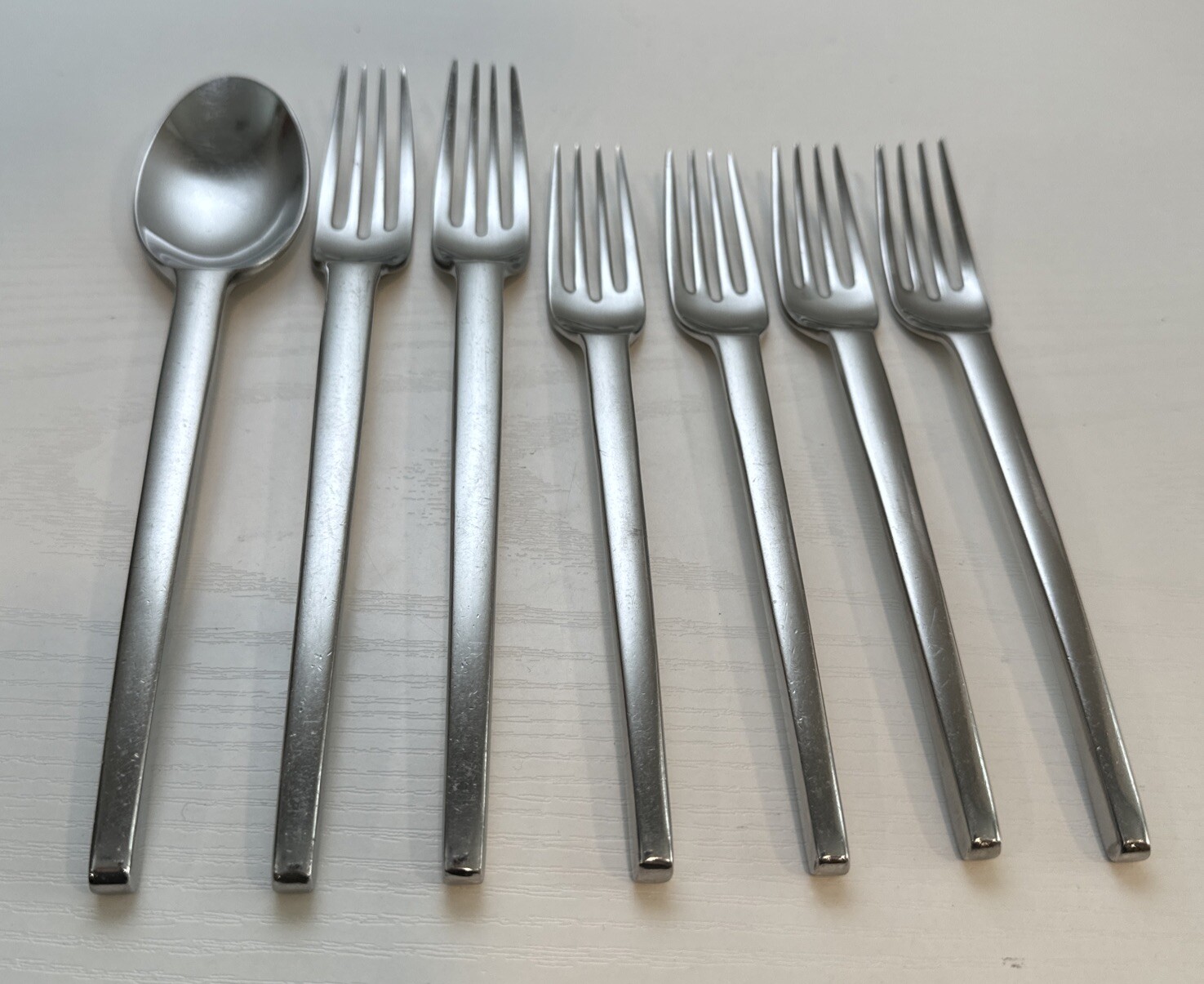 Cambridge Chop Conversation Stainless Flatware Finish - 1 Spoon, 6 Forks - 7 Pcs thumbnail 3