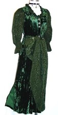 S 8 Long Green Dirndl Dress Women German Austria Holiday Waitress Hostess Party