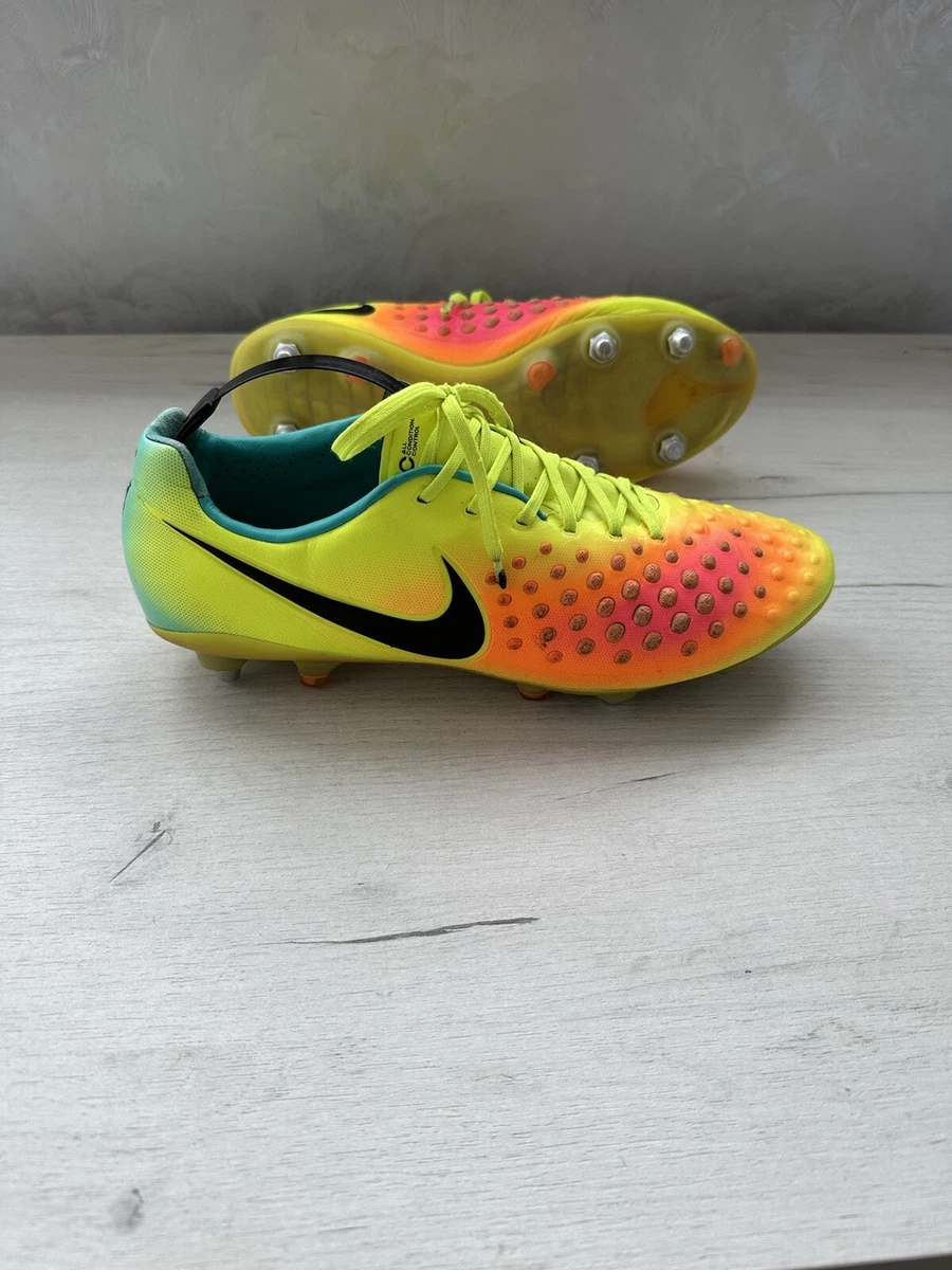 Preços baixos em Tênis de futebol Nike Magista Opus | eBay