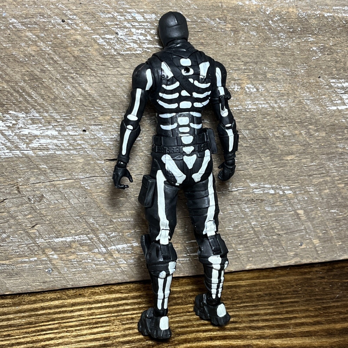 FORTNITE Skull Trooper 7