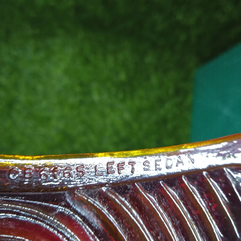 Luz trasera izquierda lente de vidrio de repuesto OEM 1940-41 Hudson Super Six sedán Foto 4 de 4