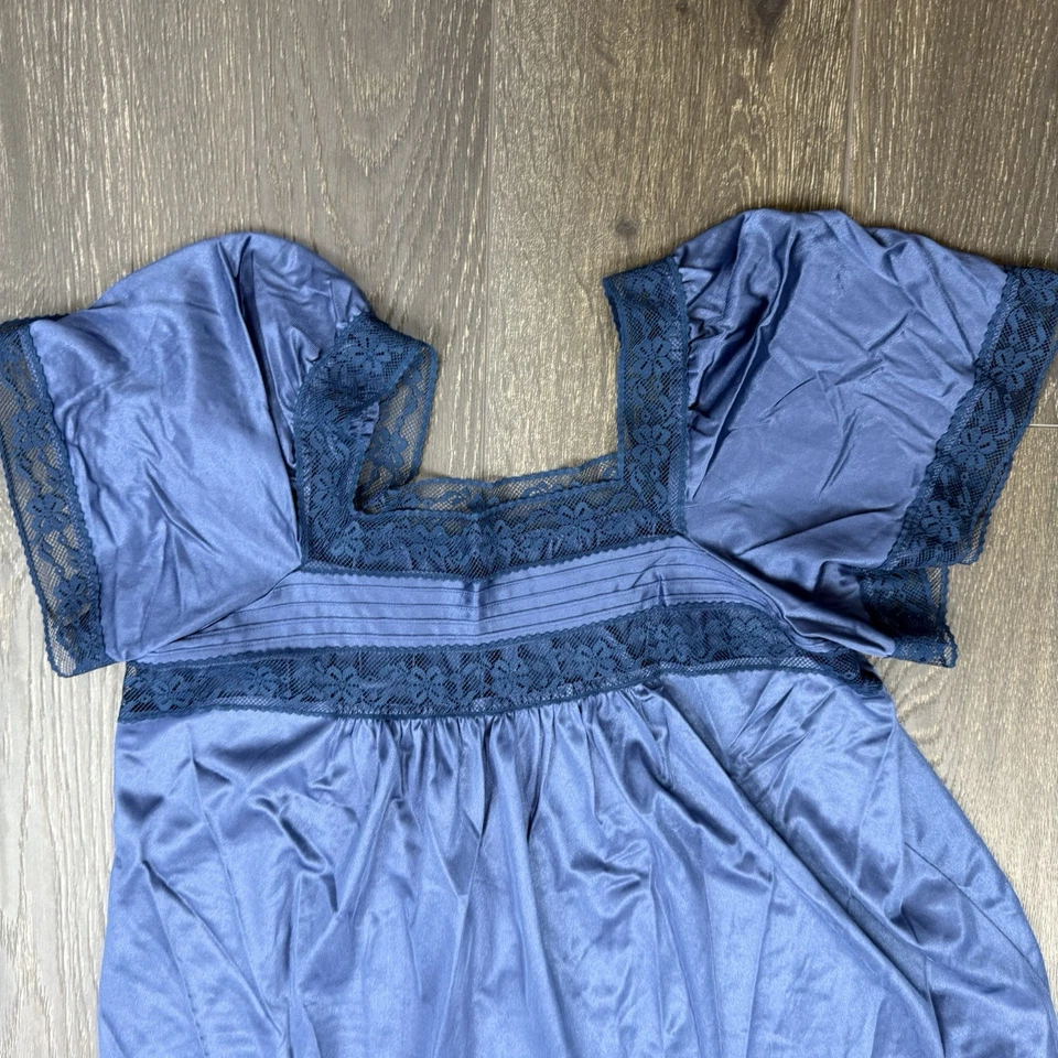 Vtg Gossard Artemis Navy Short Lingerie Nightgown Lace Teal Trim Sz Large - Image 2 of 3