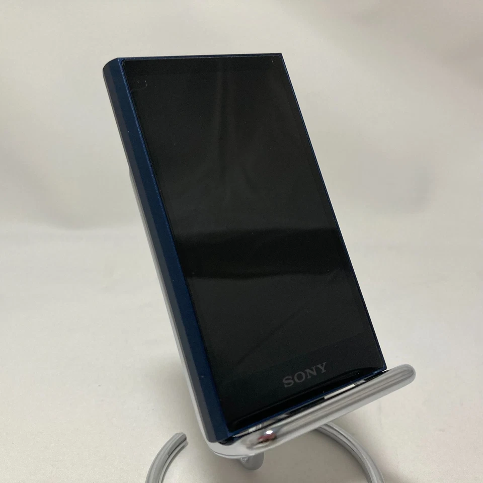 SONY NW-A307 Blue 64GB Hi-Res A300 Series Walkman With Box & Case Bundled Items - Image 3 of 4