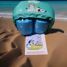 Bluey child Puddle Jumper Arm Float w/Waist Float Ages 3 And Up 33 To 55 Pounds