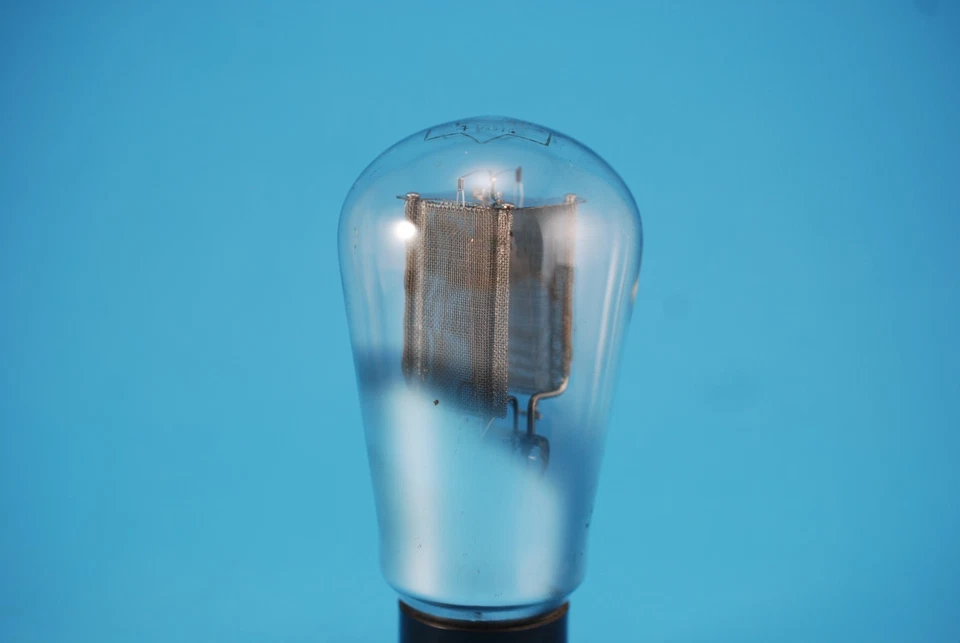 Placas de malha tubo fonte de alimentação retificadora onda completa testada Telefunken AZ1 - Imagem 2 de 4