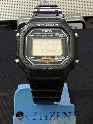 Citizen P130 WR300M SR Digital Japan DQ-7511  1983
