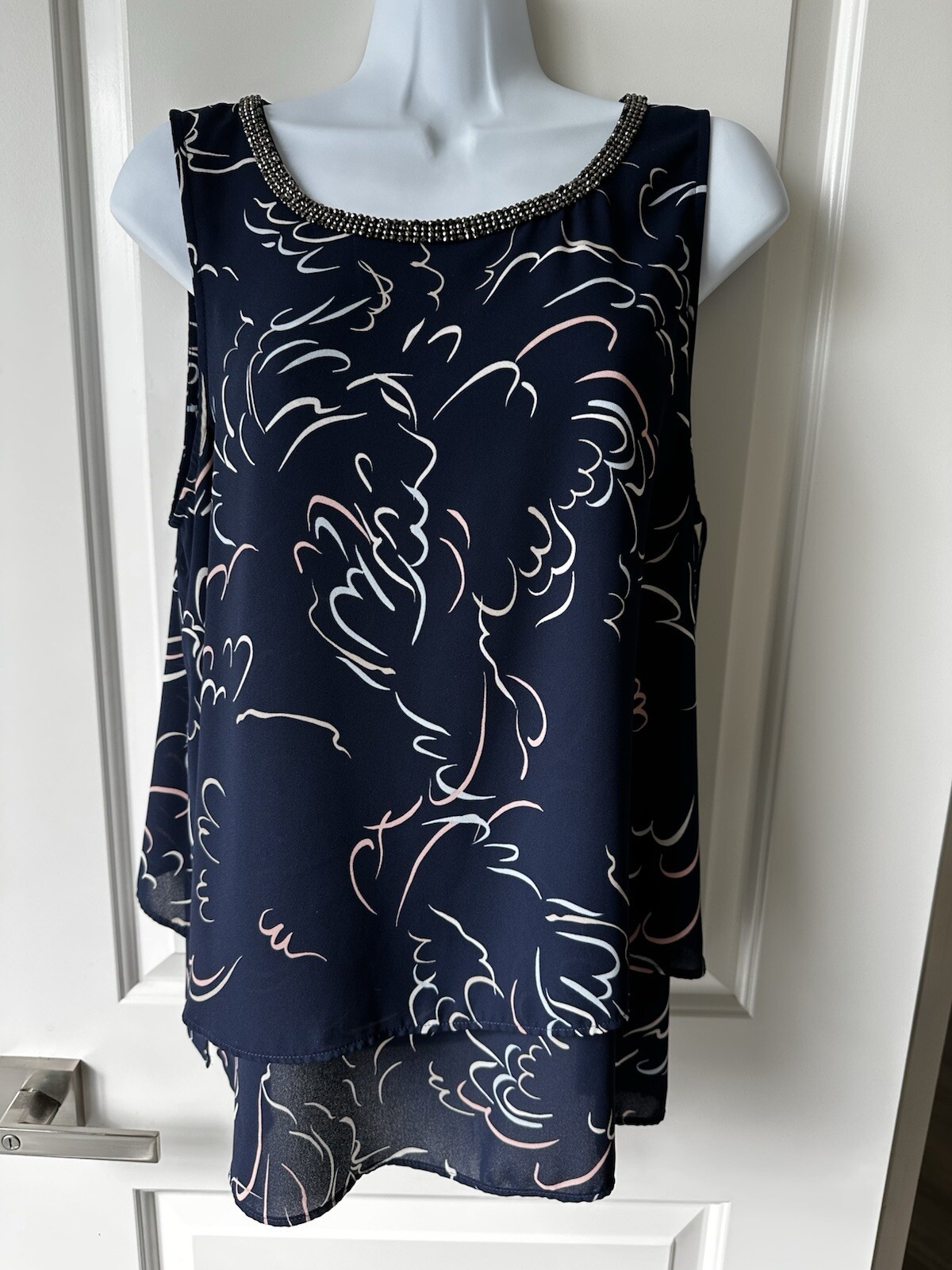 Juicy Couture Large Layered Blouse Top Blue Abstract Sleeveless Flowy Beaded